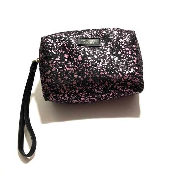 Victoria's Secret Handbags - Victoria’s Secret Make Up Bag